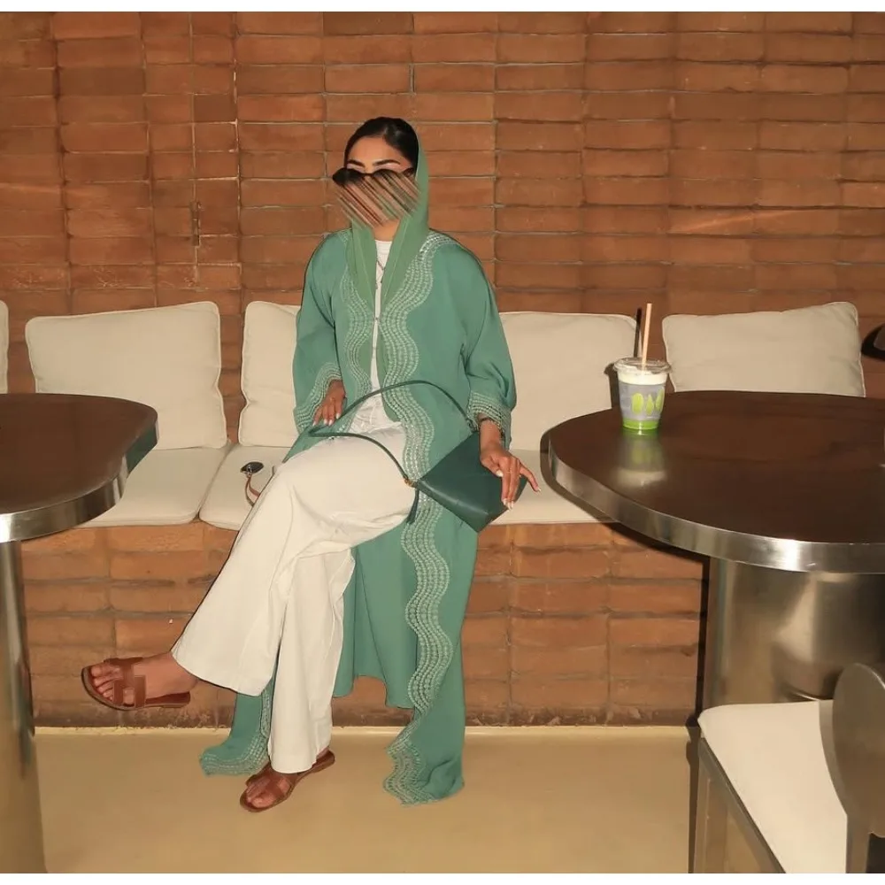 

Мусульманские женские платья: кардиганы, абайи, длинные платья, джалабии, арабские длинные халаты, марокканские и дубайские кафтаны для Рамадана и Ид 2025