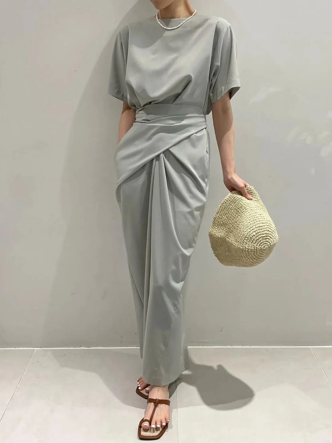 Faionable Ретро круглый Ne ort Sve Dr с поясом и асимметричным дизайном с разрезом для женщин