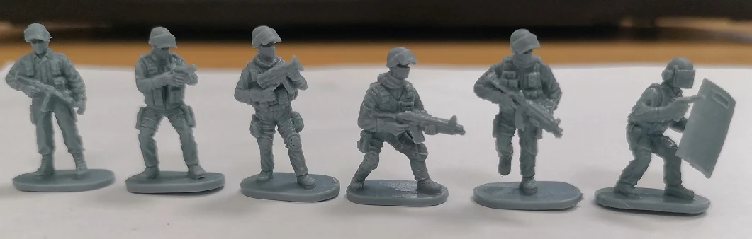 1/72 die-cast resin special forces police soldier model assembly kit (unpainted)