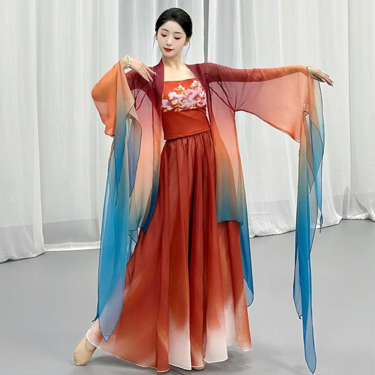 

Классический танцевальный костюм для женщин: красная градиентная блузка, юбка-брюки в китайском этническом стиле, широкие штаны для выступлений