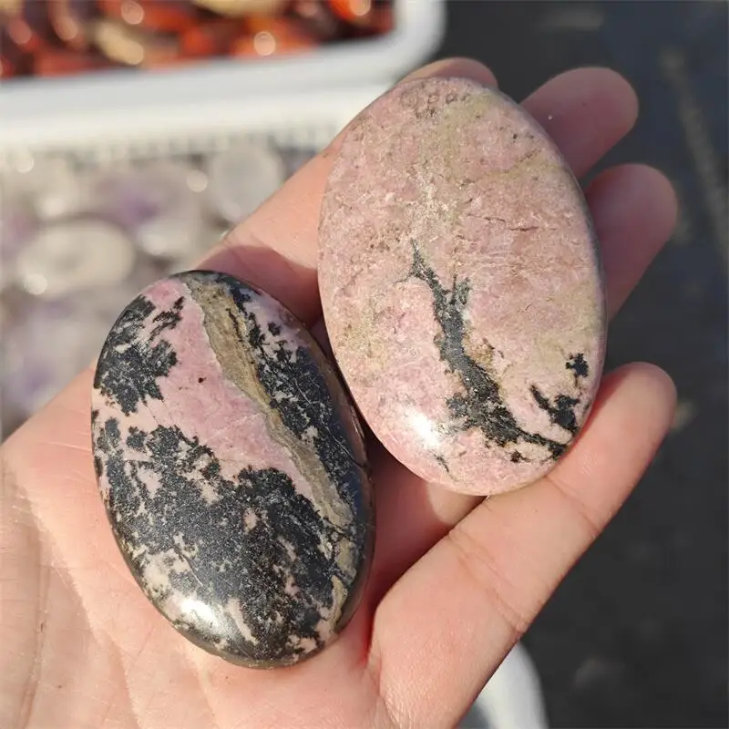 2PCS Natural Rhodonite Palm Carving Witchcraft Ornaments Home Decoration Accessories Room Decor Gift