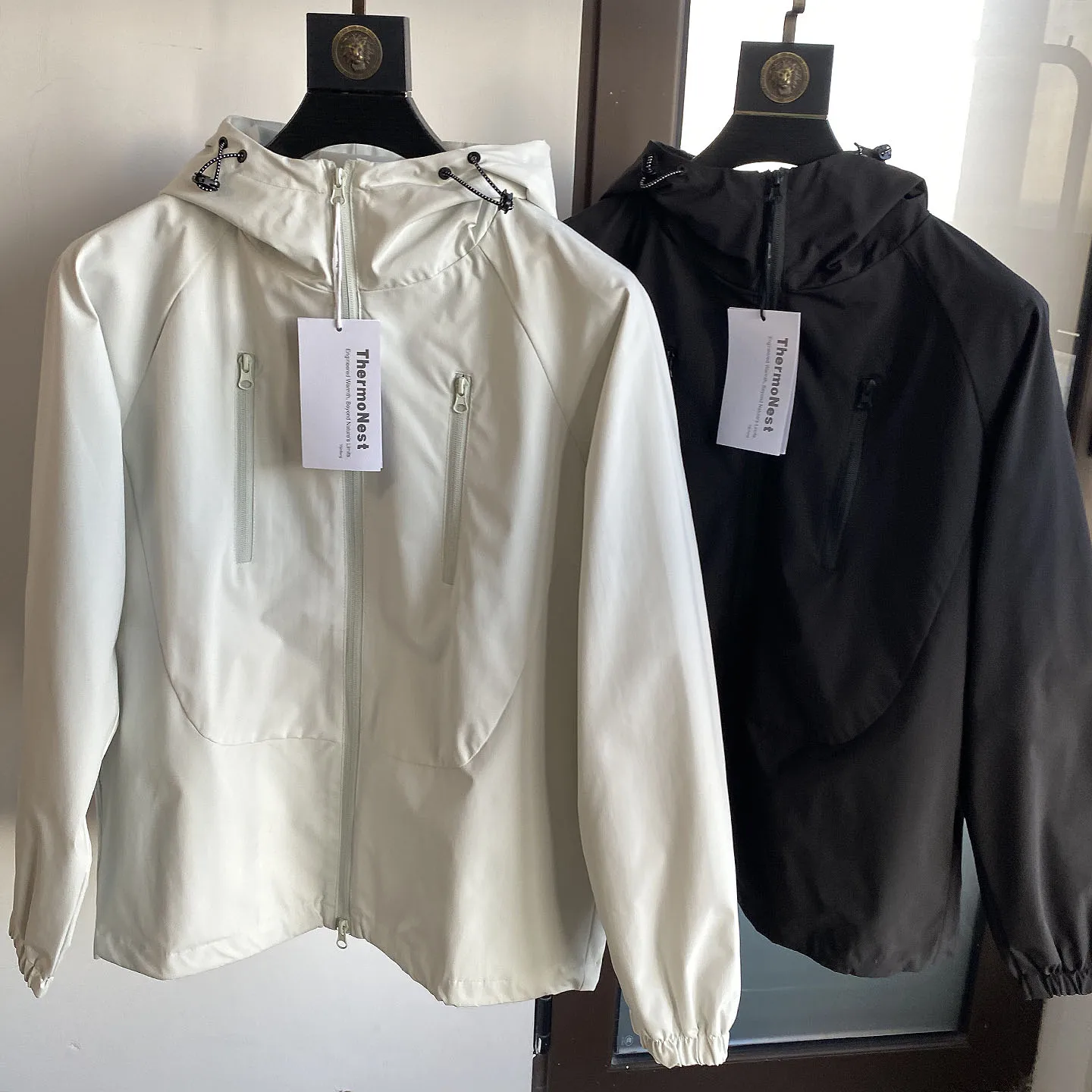 

Мужская ветрозащитная водонепроницаемая куртка с капюшоном для активного отдыха, 3D-крой, двойная молния, функциональная, из полиэфирного волокна, с длинными рукавами