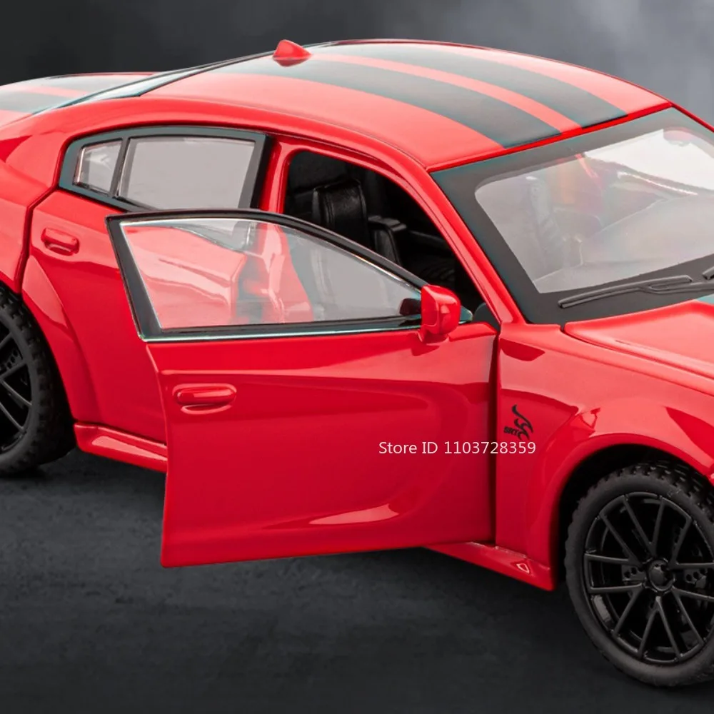 1:32 مقياس شاحن لعبة مجسمة سيارات سبيكة دييكاست الصوت ضوء الباب فتح التراجع امتصاص الصدمات الديكور للأطفال هدايا