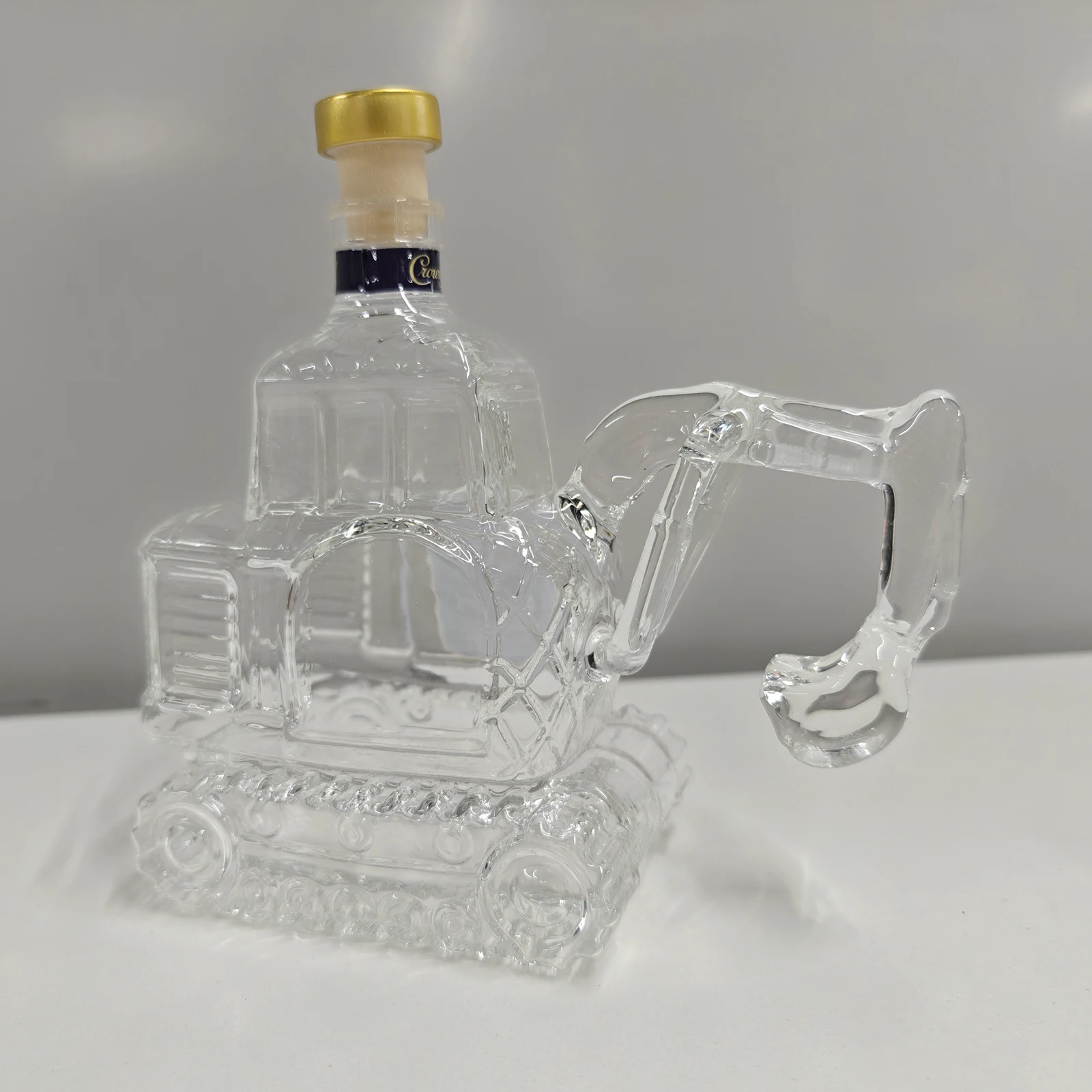 قارورة ويسكي زجاجية على شكل حف - مراجعة Glass Decanter Whiskey وسعره