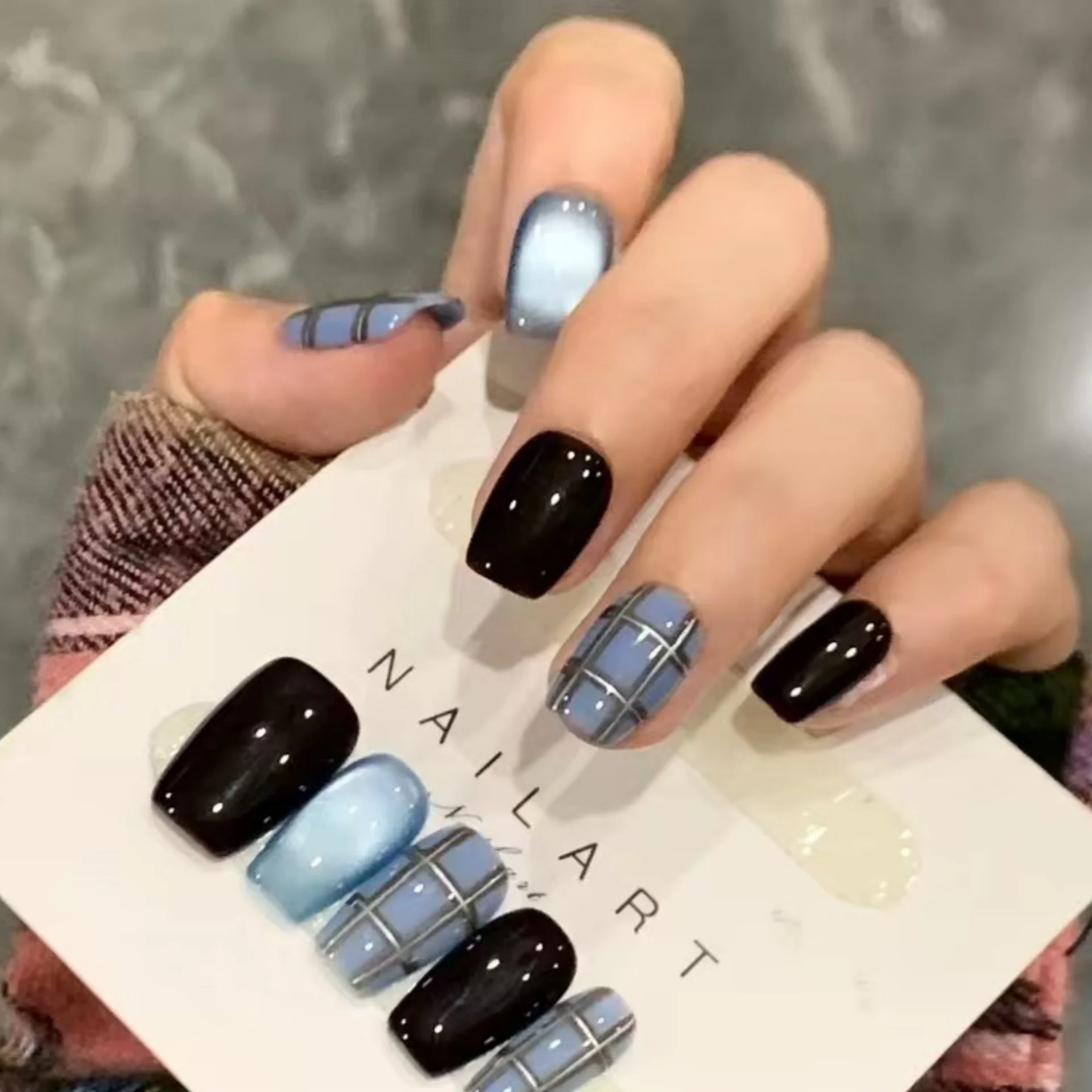 

10pcs Star Cat's Eye Handmade Press on Fake Nails Tips Shiny Sequin Design Manicure Art Detachable Short Square False Nails Sets
