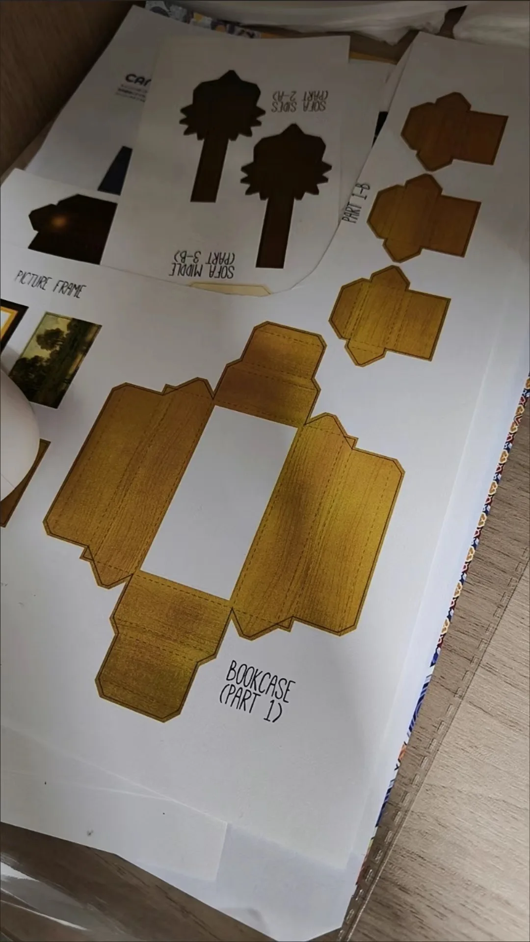 فيلم غريب المقصورة 3D ورقة نموذج DIY الحلي لعبة غرفة الديكور التماثيل #3