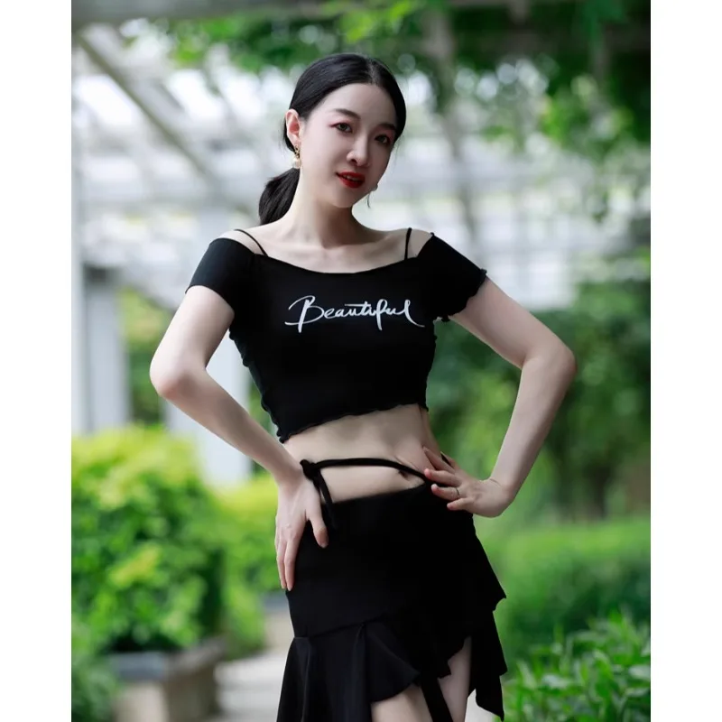 Dostosowany krótki T-shirt z krawędzią liścia lotosu Lyocell kostiumy do tańca brzucha strój do ćwiczeń Top joga Pilates kobiety