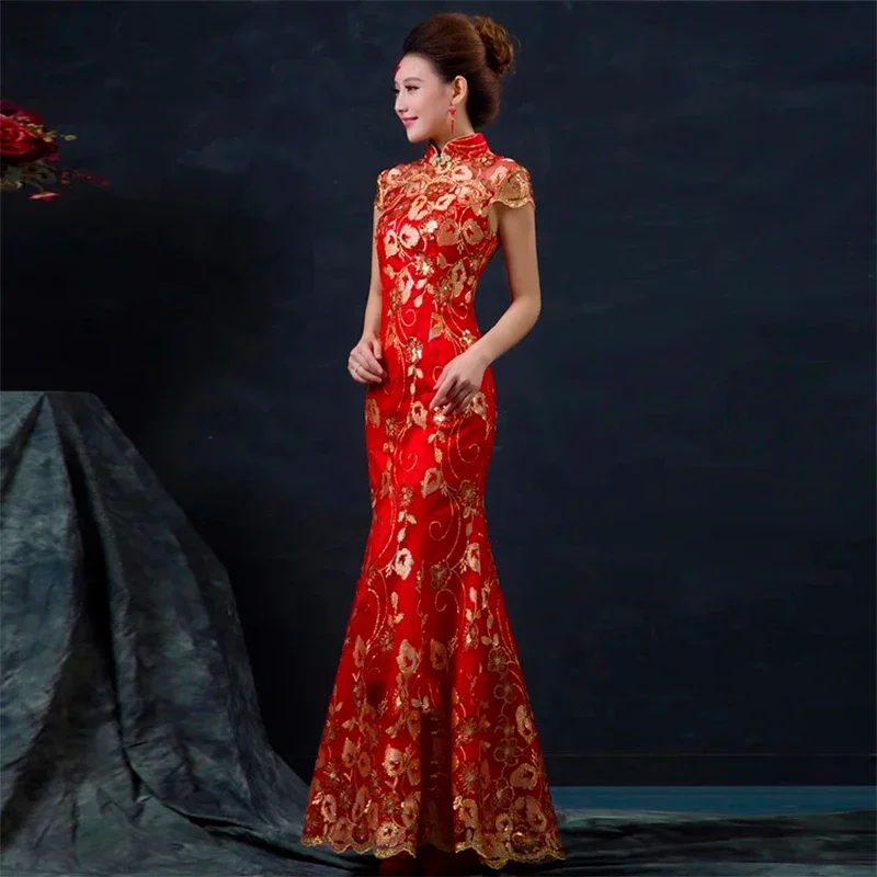 Red Chinesische Hochzeit Kleid Weibliche Lange Kurzarm Cheongsam Gold Slim Chinesischen Traditionellen Kleid Frauen Qipao für Hochzeit Party