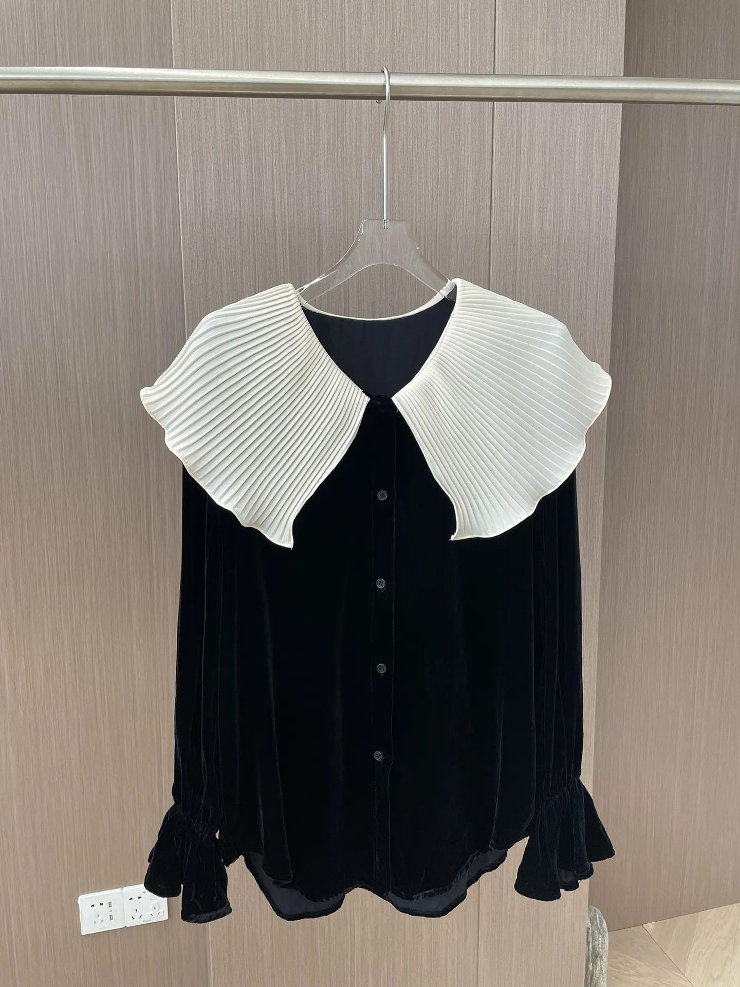 2024 Women's Clothing Age-reducing sweet contrast color stitching collar shirt Spring Summer New No85