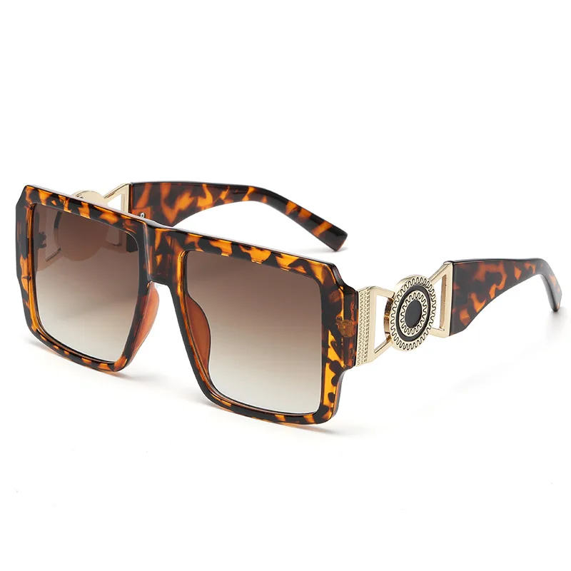 نظارات شمسية مربعة كبيرة للرجال والنساء تصميم العلامة التجارية موضة القيادة UV400 نظارات شمسية سوداء ريترو فاخرة الذكور الإناث نظارات 2025