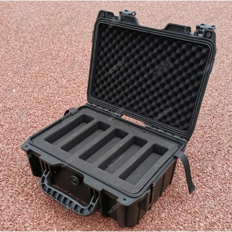 24-Slot EDC Portable Folding Knife Storage Box - Collection Case for Butterfly/ Flail Knives