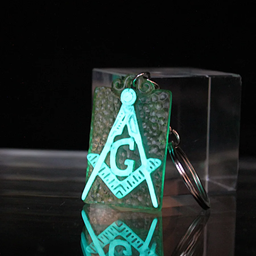 Freemason Keychain glowing Pendant glow in the dark car fraternity key chain Bag pendant