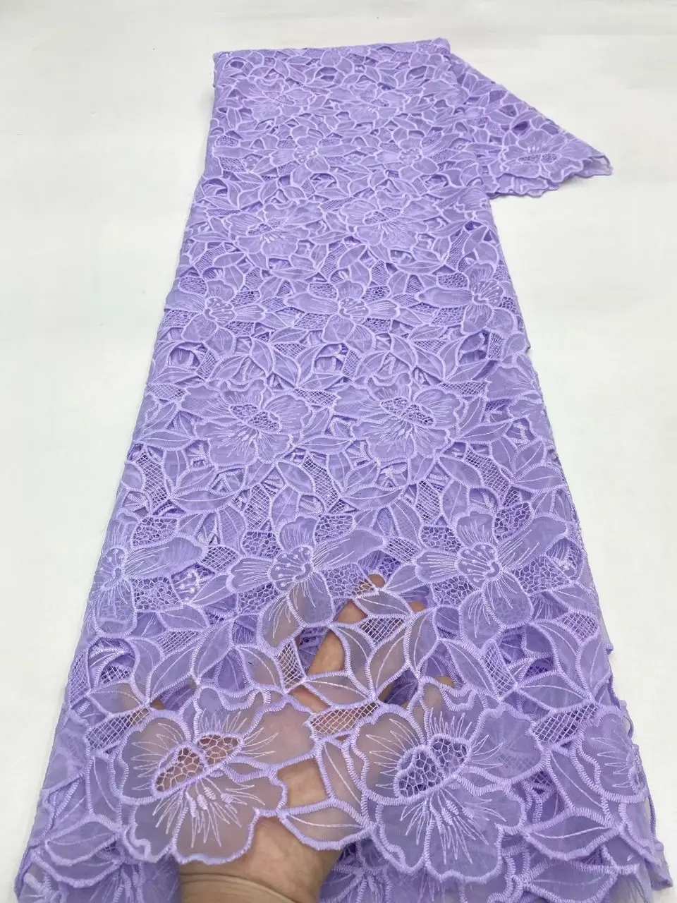 

Французское сетчатое кружево из молочного шелка, новейшая африканская тюлевая кружевная ткань 2026 года для пошива нигерийских свадебных платьев Hm326-1