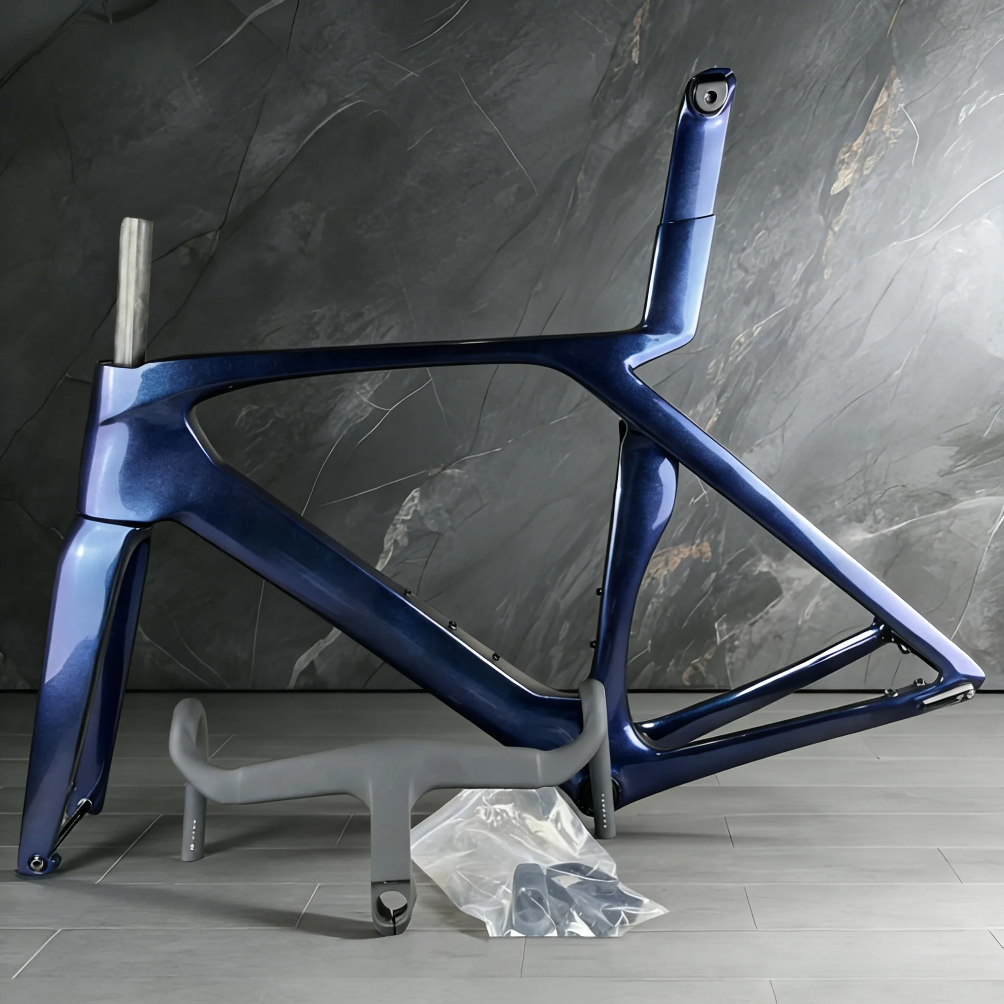 

New Gen7 road carbon fiber frame, fully internally cabled carbon fiber bicycle frameset, T47 carbon fiber aero frame.