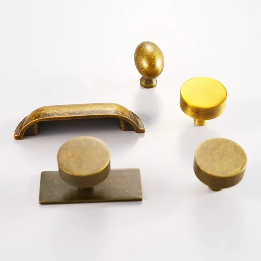 Nordic Vintage Brass Knobs and Handles for Drawers Bronze Kitchen Cabinet Handles Hardware Fitting Handles for Furniture