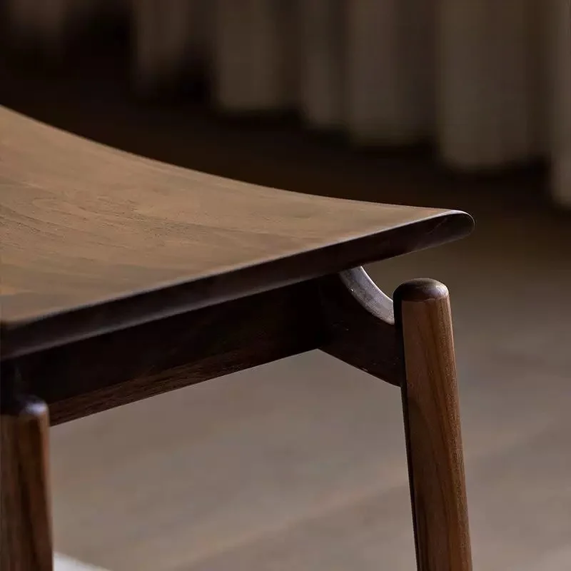 Wooden Dining Chairs Minimalist Single Person Chair Comfortable Little Yuanbao Stool Living Room Chairs Modern Home Furniture