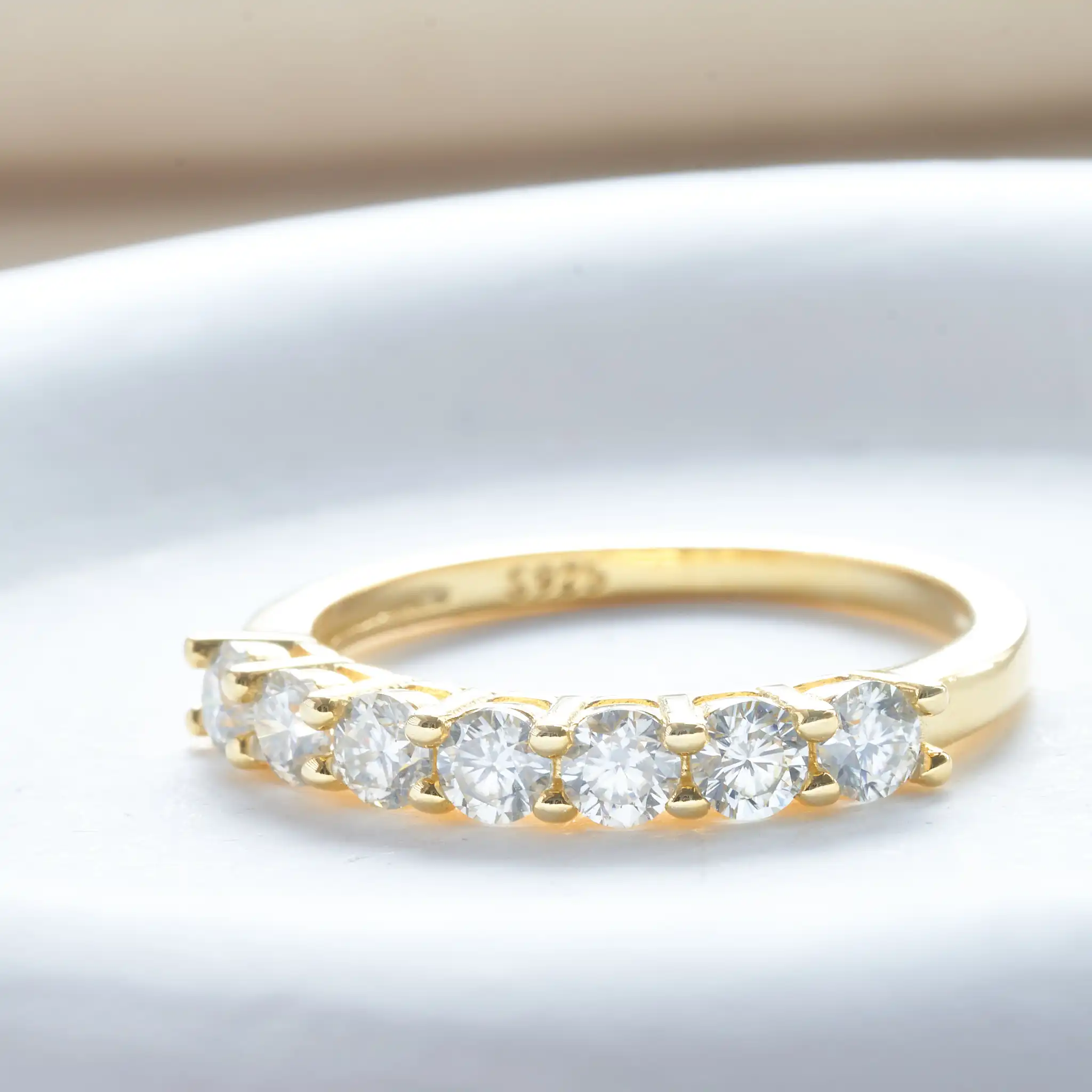Moissanit-Ring aus 925 Sterling Silber mit Weißgold-Beschichtung, Vollbesetzter Diamant-Ewigkeitsring, Verlobungs- und Eheringe für Damen – Detail 8