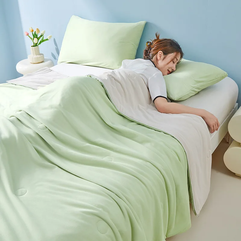 

2025 summer new skin-friendly summer cool quilt high gram weight cool silk summer quilt air conditioner quilt dormitory bedding