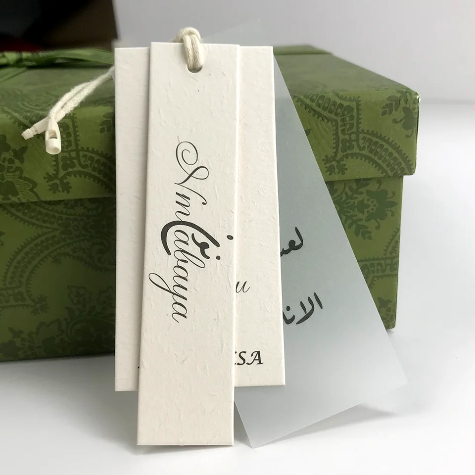 

Custom LOGO Clothing Hangtag Specialty Paper with Wood Grain Semi-transparent Tracing Paper Swing Tags with Cotton Rope