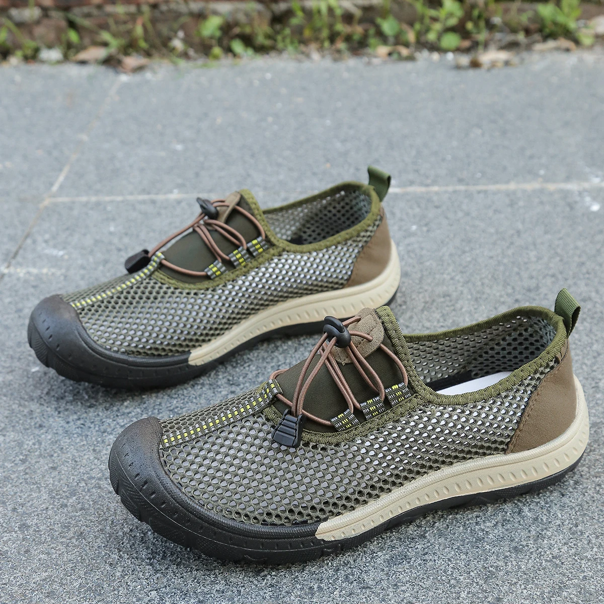 Men's Hollow Mesh Quick Toggle Lace Walking Trainers, Striped Stitching Trim, Wrapped Thick Rubber Toe Cap Outdoor Casual Shoes