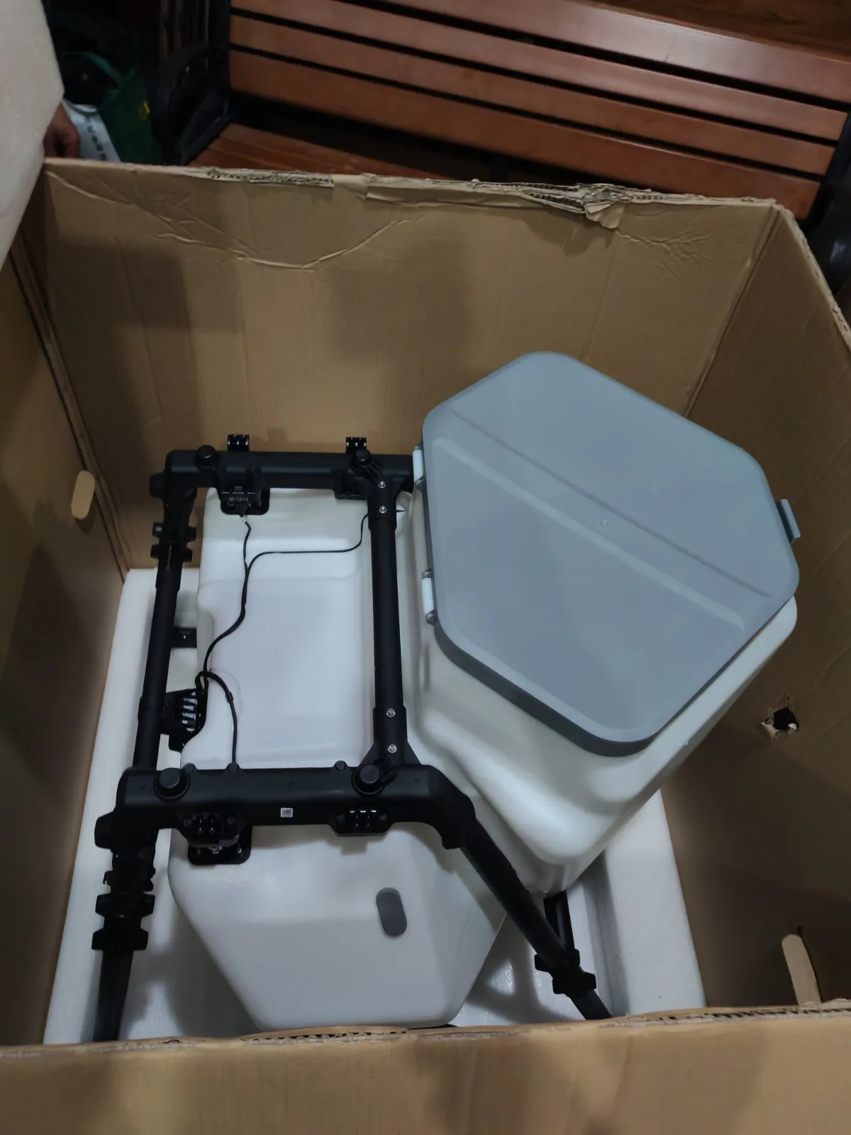 Agriculture Agras Drone Accessory Spreader System For DJI T100 Spreader Solid Tank Spread Solid Cans Spreader