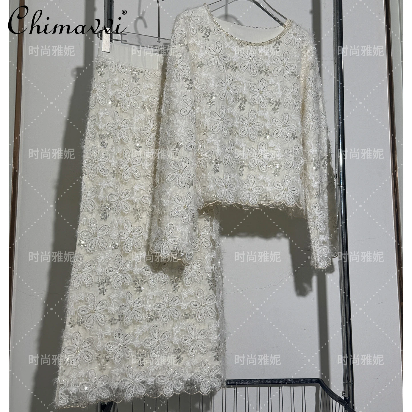 

Fashion Palace Style 3D Beaded Sequin Pearl Top for Women Round Neck Sweet Mid-Length Skirt High-End Elegant Women's Clothing