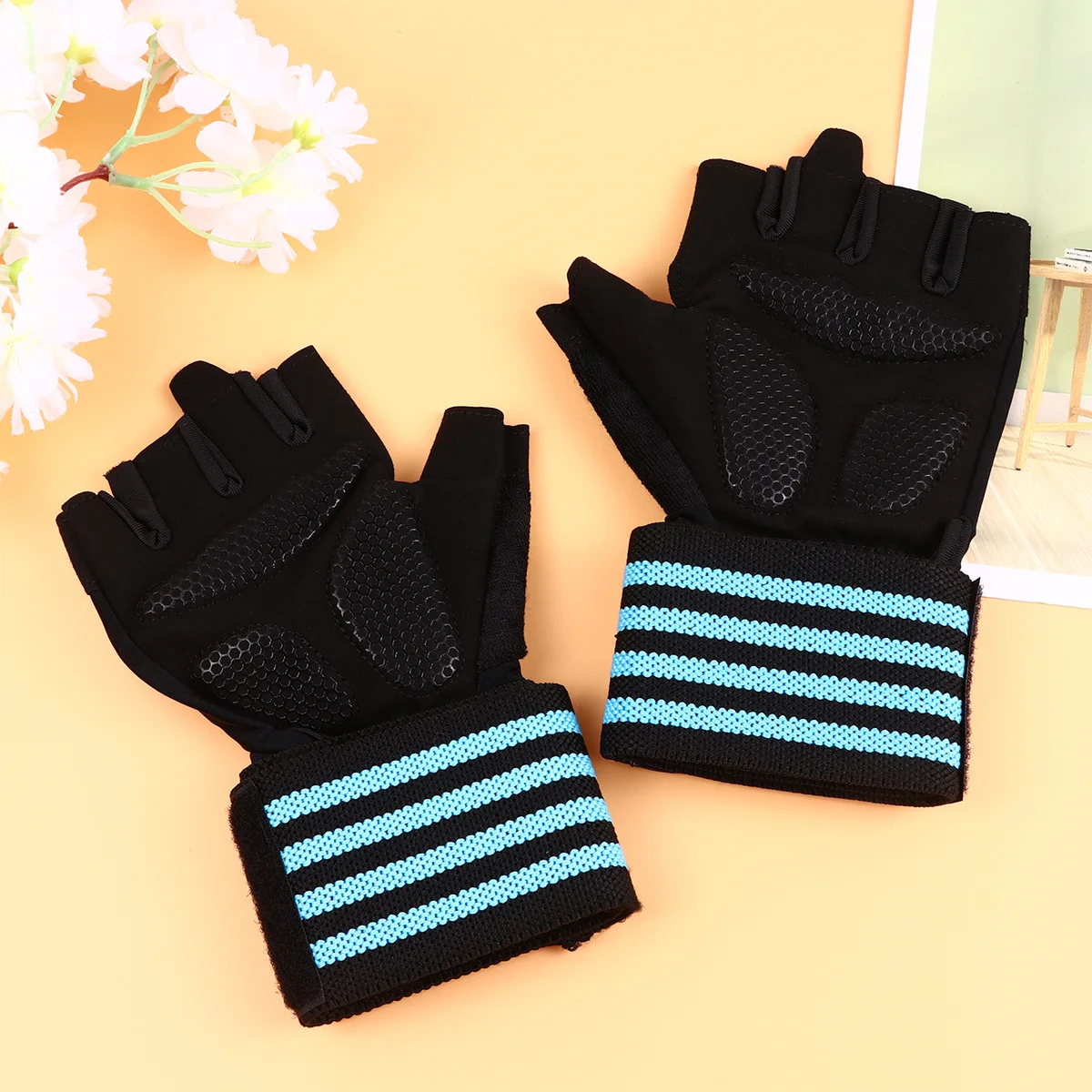 

1 Pair Cycling Gloves Outdoor Training Sports Weightlifting Half Finger Wrist Support Palm Anti-Slip Breathable Sweat Absorbing