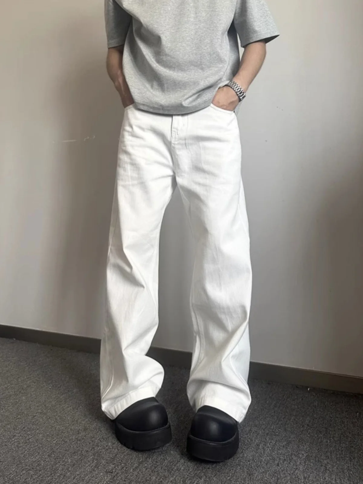 

White Basic Loose Wide Leg Jeans Men's Trendy Streetwear Bell Bot Parisian Knife Casual Straight Leg Denim Pants