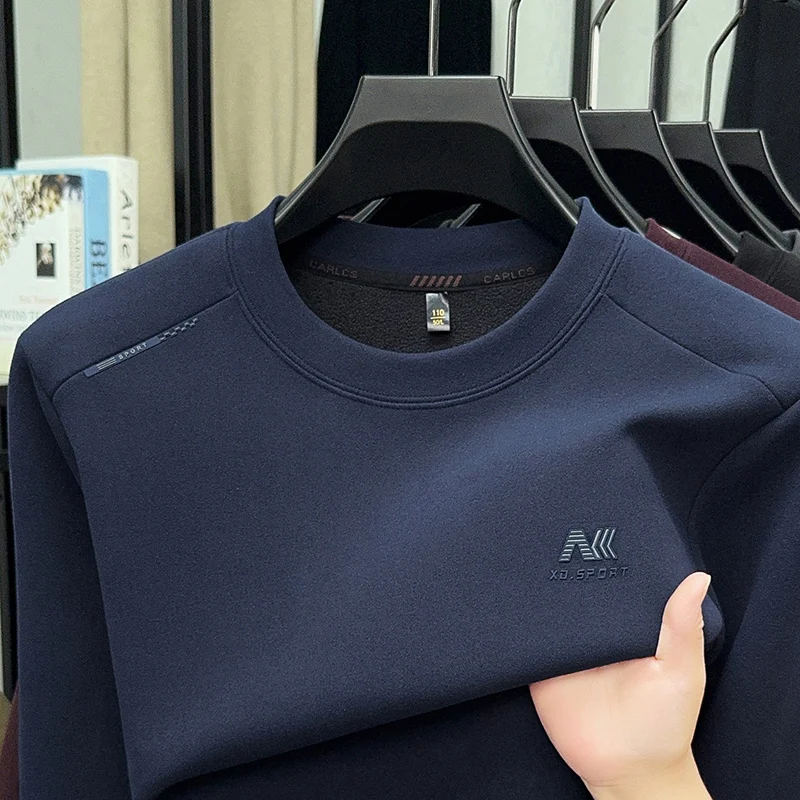 

Popular Autumn and Winter Hoodies for Men with Thick Fleece and New Base Shirts for Men with Round Neck and Long Sleeves