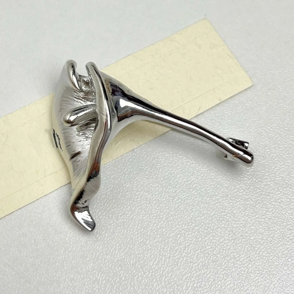 Broche de Cala Elegante Estilo Francés, Adorno de Uniforme, Broche de Zantedeschia Plateado Dorado Metálico Brillante para Hombre