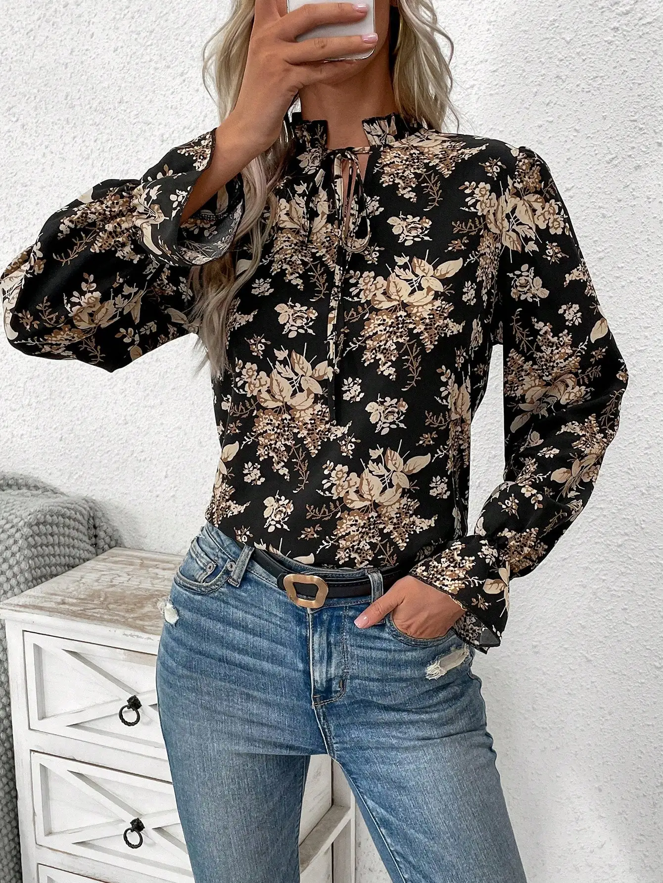 2024 new women\'s shirt notched with flapped collar flared sleeve long sleeve pleated edge knotted blouse woven springless elegan