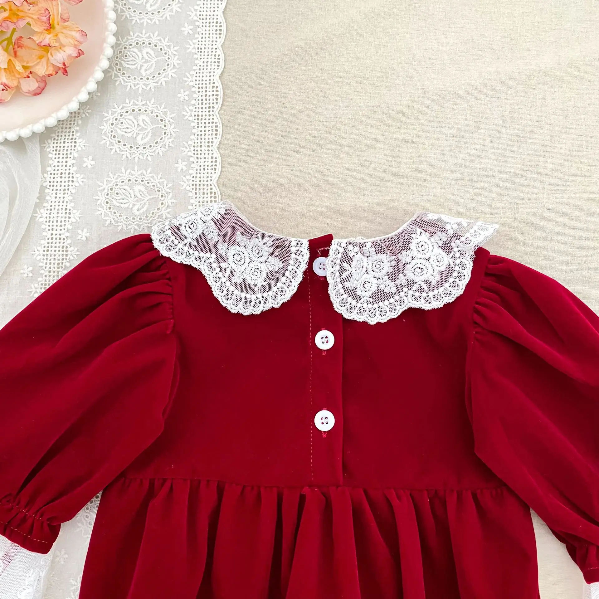 Roter Spitzen-Strampler für Babymädchen, langärmelig, Vintage-Body, Prinzessinnen-Outfit, Frühling/Herbst – Detail 8