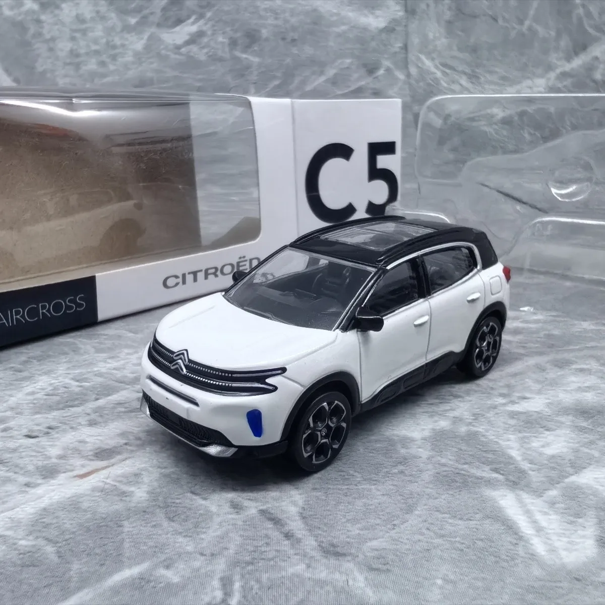 Newell 1:64 Citroen C5 Aircross Citroen C5 Aircross Suv Alloy Car Model