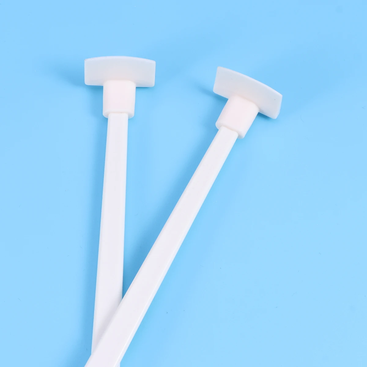 

2pcs Bottle Scraper Long Handle Silicone Spatula Kitchen Tool for Sauce Grocery Blender Small Spaces Bottom Cleaner