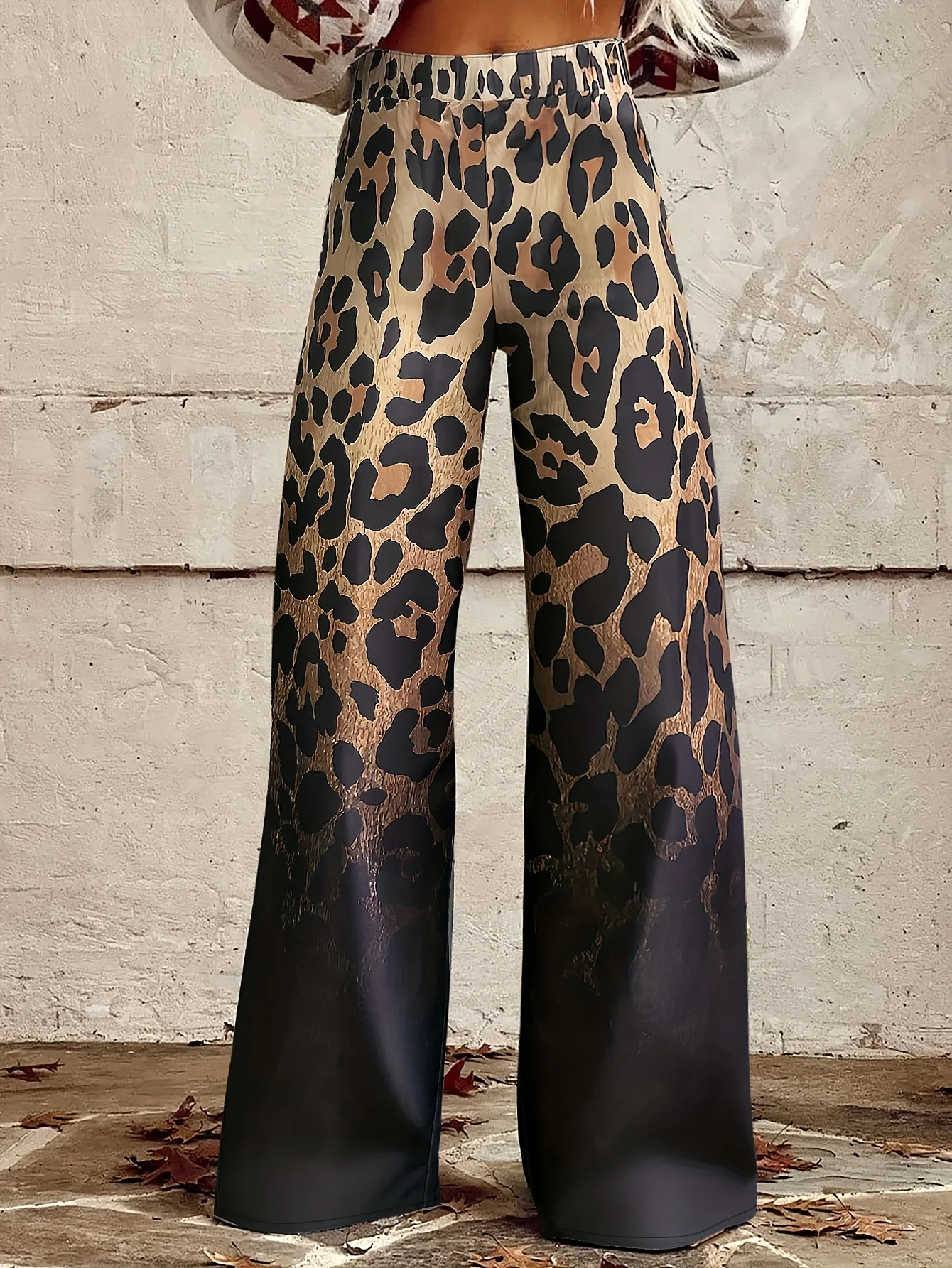 Women's Loose Fit Elastic Free Wide Leg Pants with Gradient Black Brown Leopard Print Design: Casual Comfortable Fashionable Wo