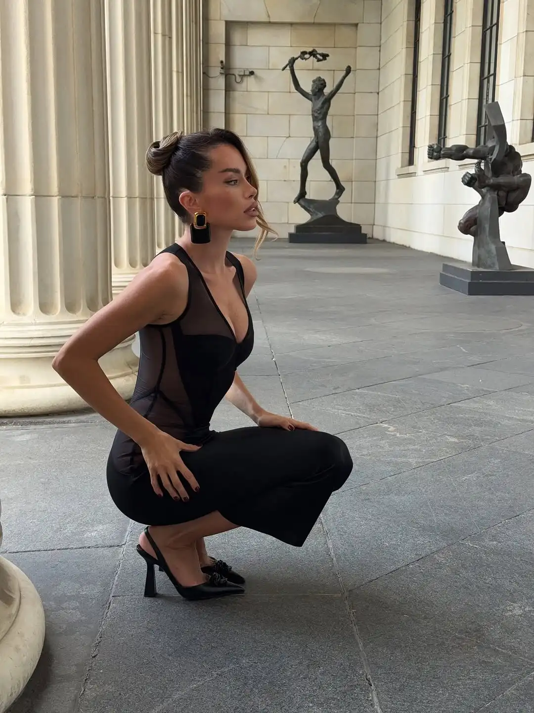 Chic abito con fionda patchwork in garza nera donne sexy senza maniche scollo a V vedere attraverso abiti longuette sottili 2026 abiti da sera da donna