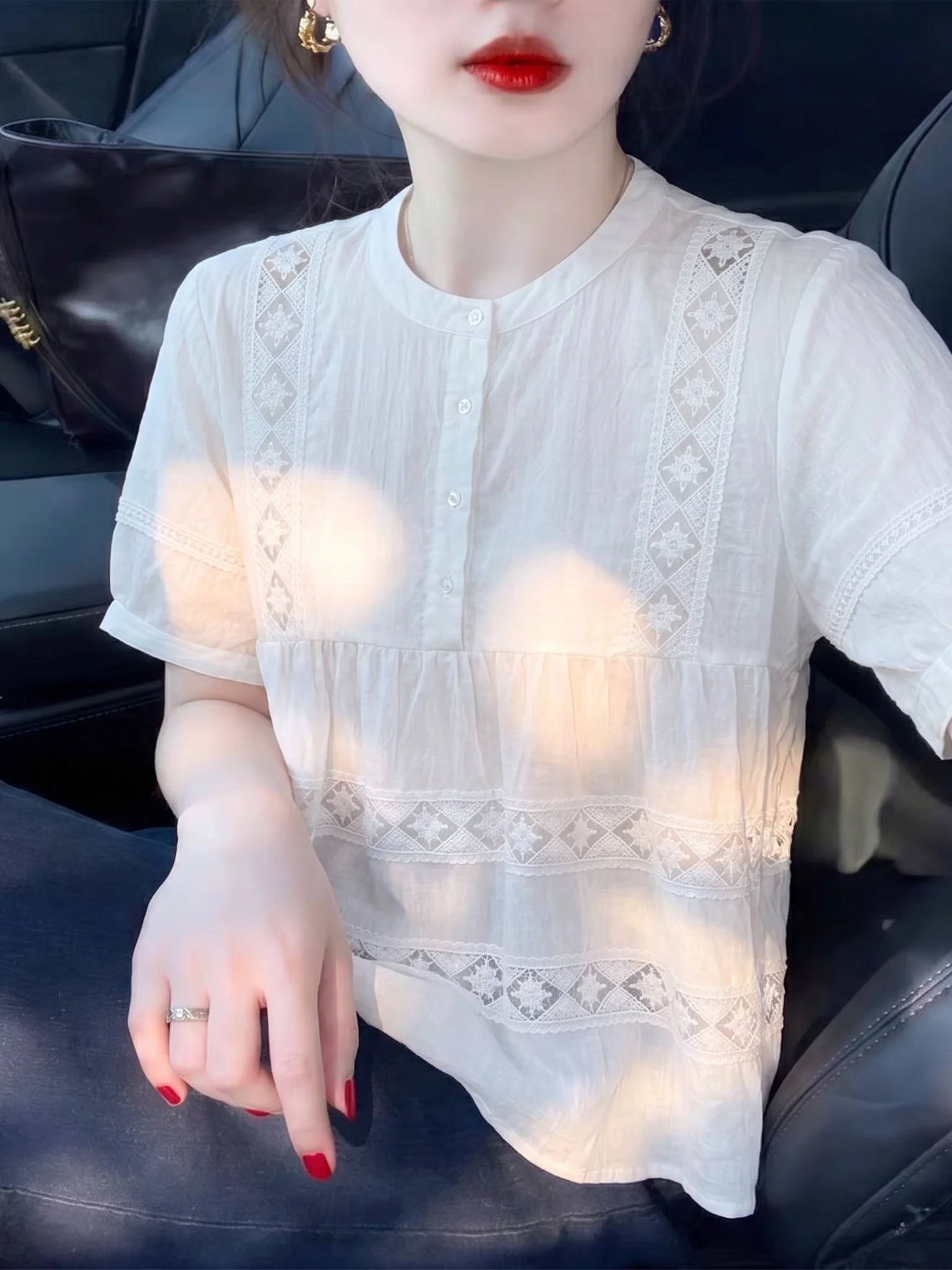 

Elegant Hollow out White Doll Shirt Women's Loose Fashionable round Neck plus Size Versatile Small Shirt Summer T-shirt