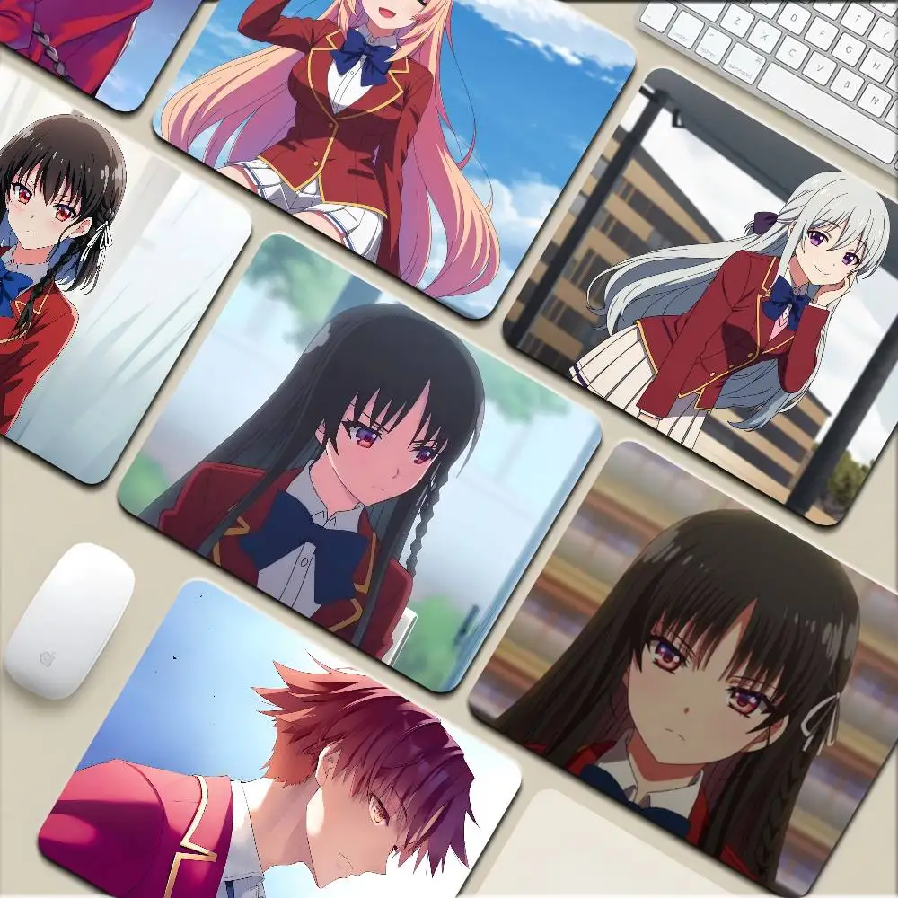1pc Klassenzimmer der E-Elite Anime kleines Mauspad Tastatur Pad Laptop Kissen rutschfeste Schreibtischunterlage