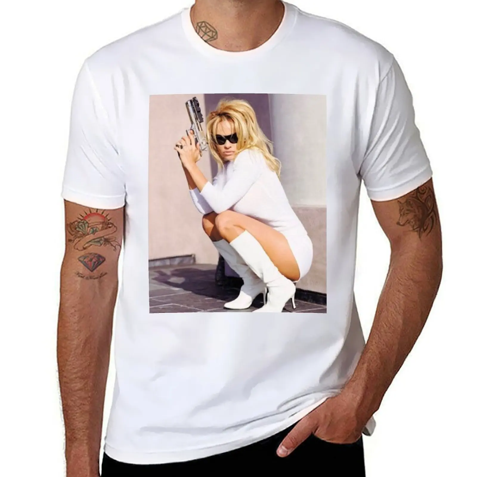 

Pamela anderson T-Shirt man t shirt graphic man t shirt luxury T-Shirt