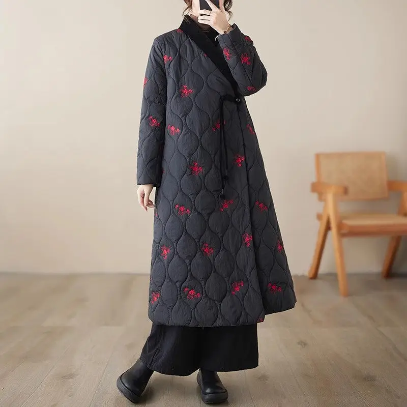 Chinese Style Winter Embroidered Cotton Coat For Women 2023 Fashion Cross Collar Hanfu Ancient Style Long Jacket Abrigos Z3721