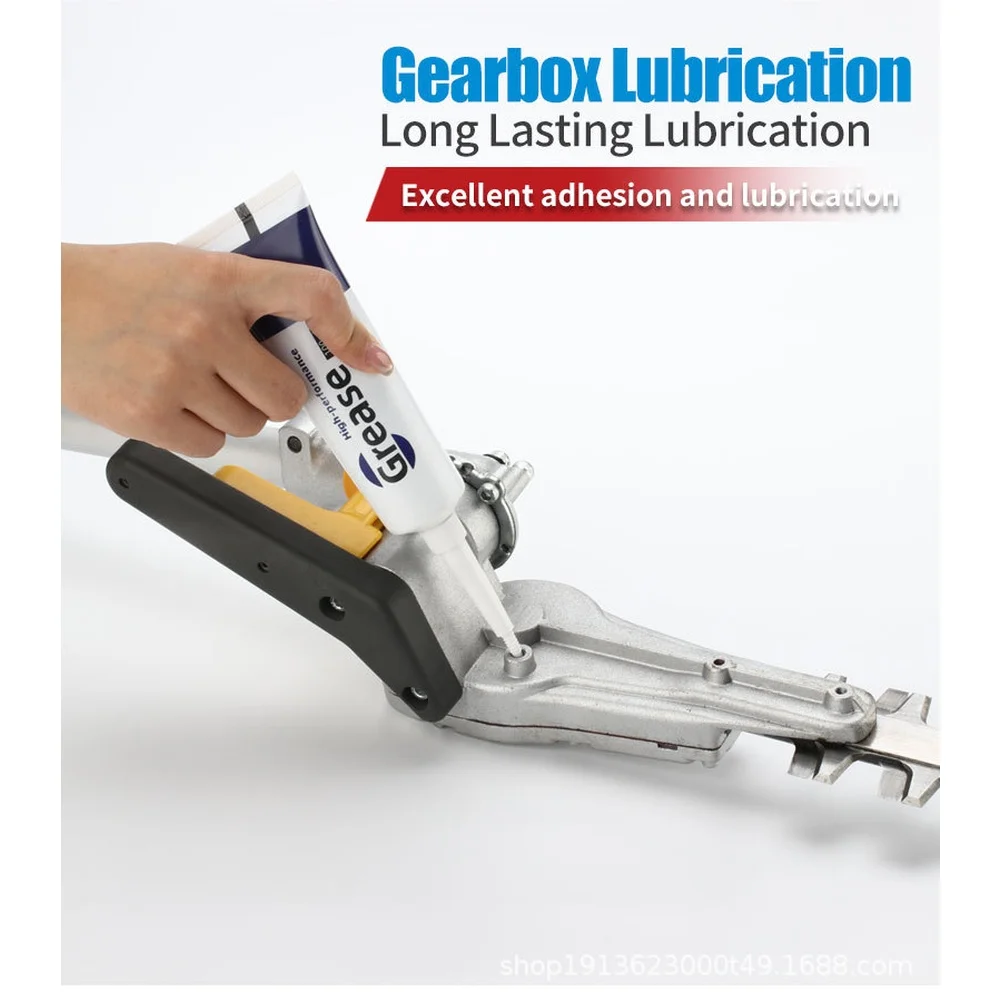 High Temperature Grease for Lawn Mower and for chainsaw Lubrication with Long Lasting Adhesion and Reduced Friction