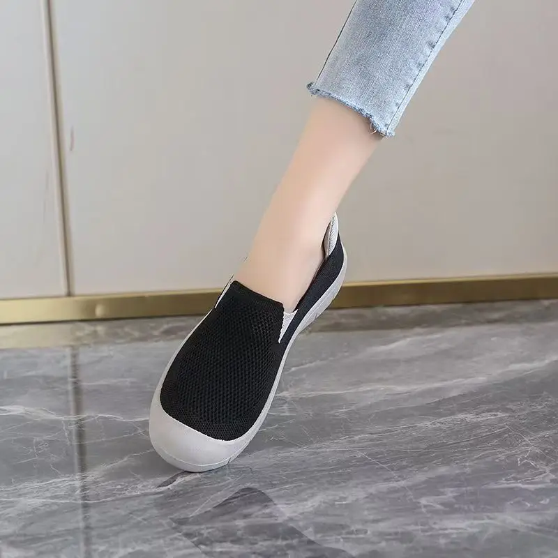 2024 Woman's New Summer Mesh Flat Sole Casual Sport Shoe  Soft Sole Non Slip Slip-On Mom's Shoes Walking Shoes