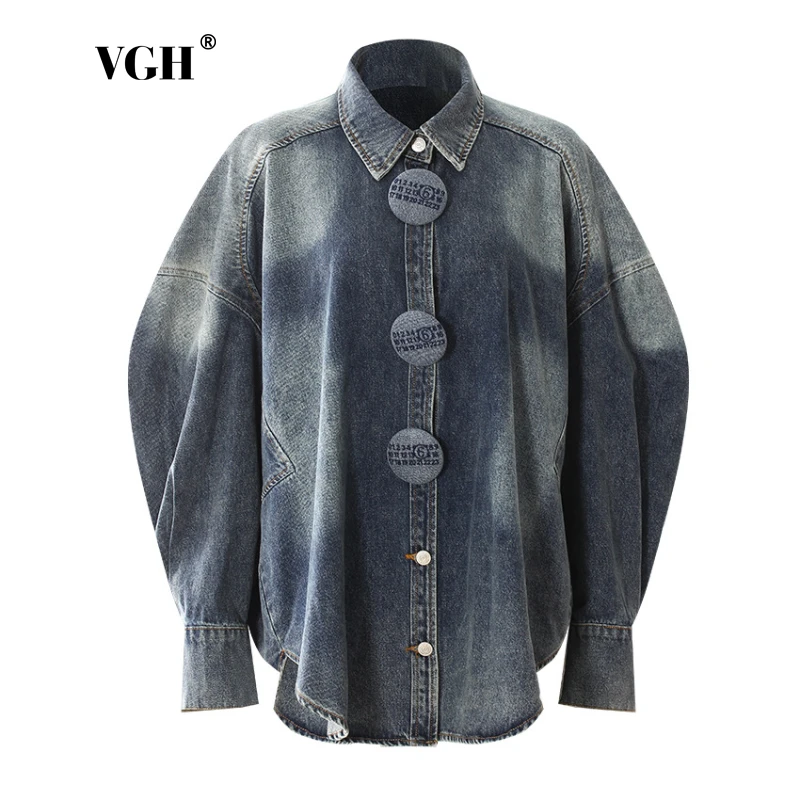 

VGH Solid Fashion Designer Spliced Large Buttons Coat for Women Lapel Batwing Sleeve Loose Chic Washed Denim Jacket Female New