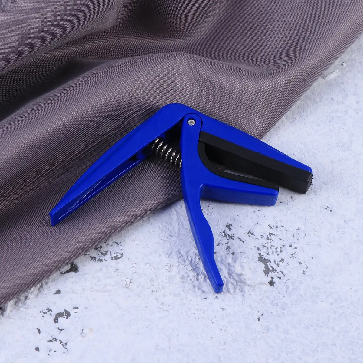 Professional Ukulele Capo Zinc Alloy Single-Handed Guitar Capo Blue for Acoustic Electric Classical Guitar Ukelele