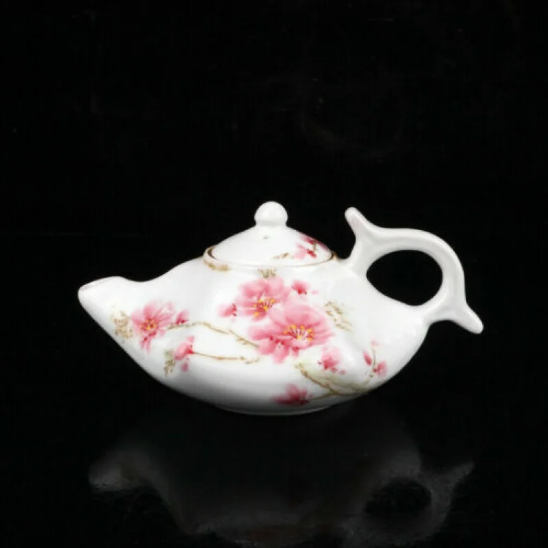 

Chinese Color Porcelain Handmade Exquisite Teapot