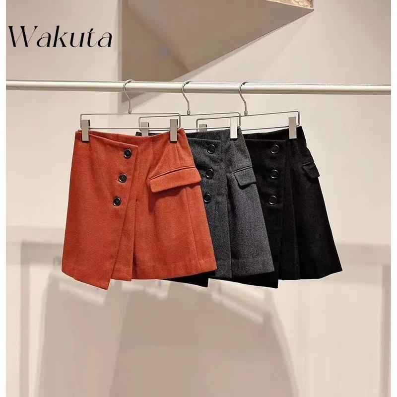 WAKUTA Fashion Retro Japanese S Family Fall Skirt High-waisted Sweet Button Decorative Short Half-body Mini Skirt 니트 스커트  Gothic