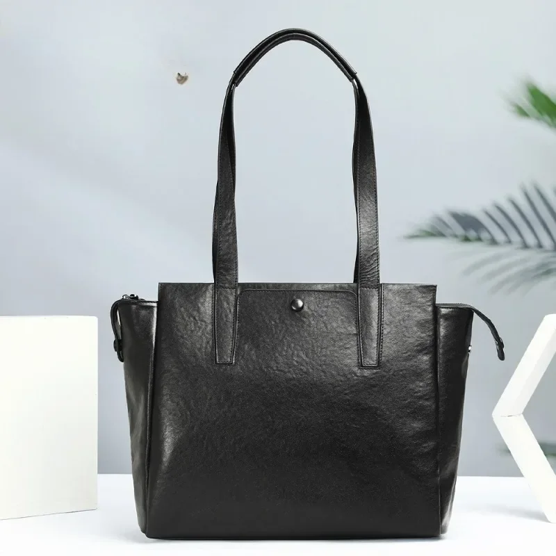 

Large-Capacity Women's Genuine Leather Tote Bag Durable Portable Single-Shoulder Work Commuting Bag