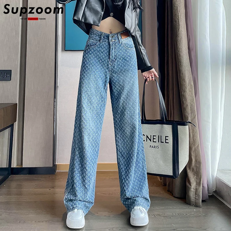 Supzoom 2022 New Arrival Top Fashion Autumn Washed Light White Personalized Hole Patch Cloth Casual Loose Denim Women Jeans