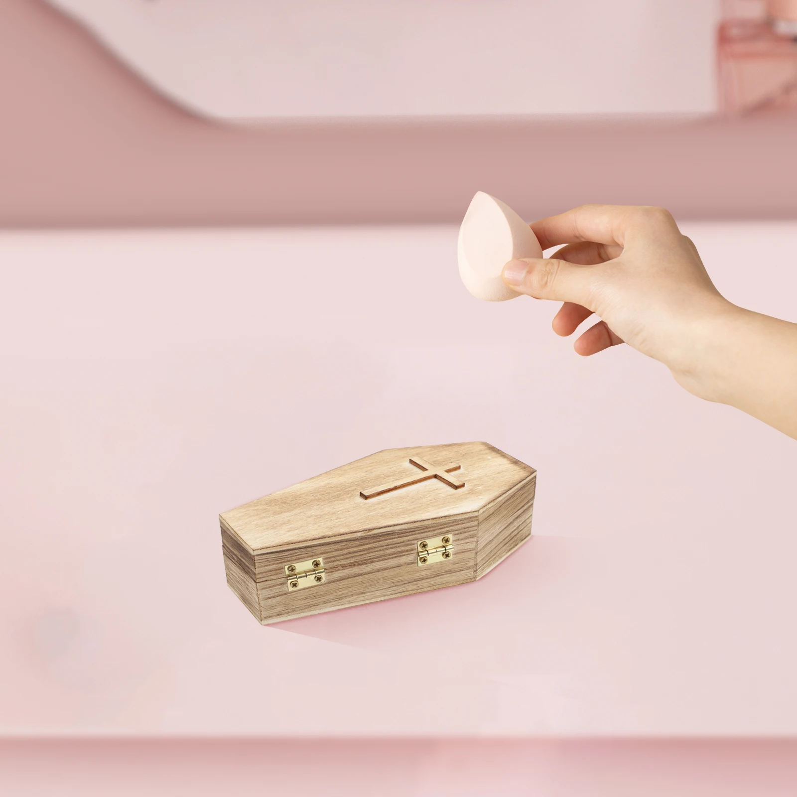 

Coffin Shaped Jewelry Wooden Earring Container Small Coffin Box Travel Case Lightweight Portable Reusable Home Bar Party Prop