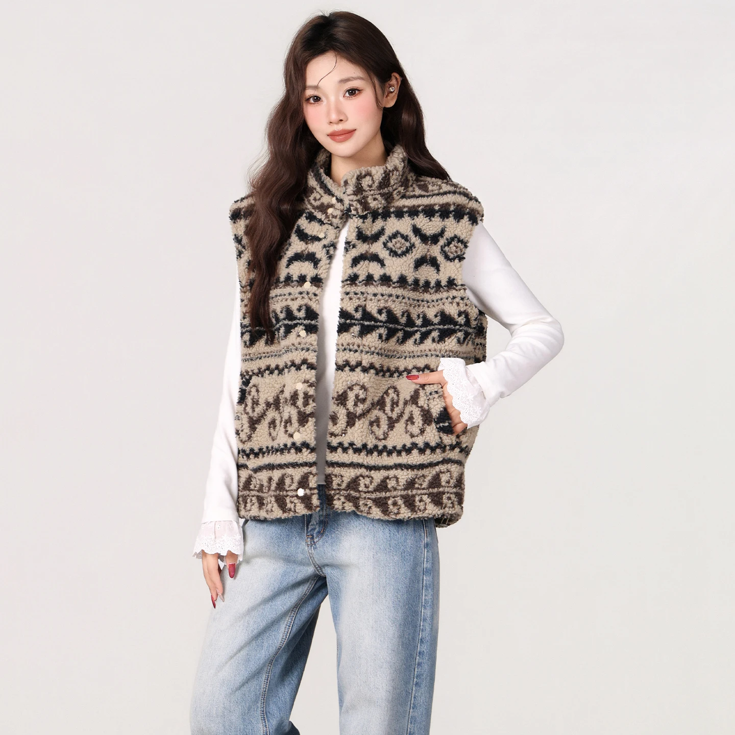 سترة ريترو فيل آيلاند بنمط خروف من القطيفة للنساء لخريف وشتاء 2025 سترة كتف كامري جديدة #4